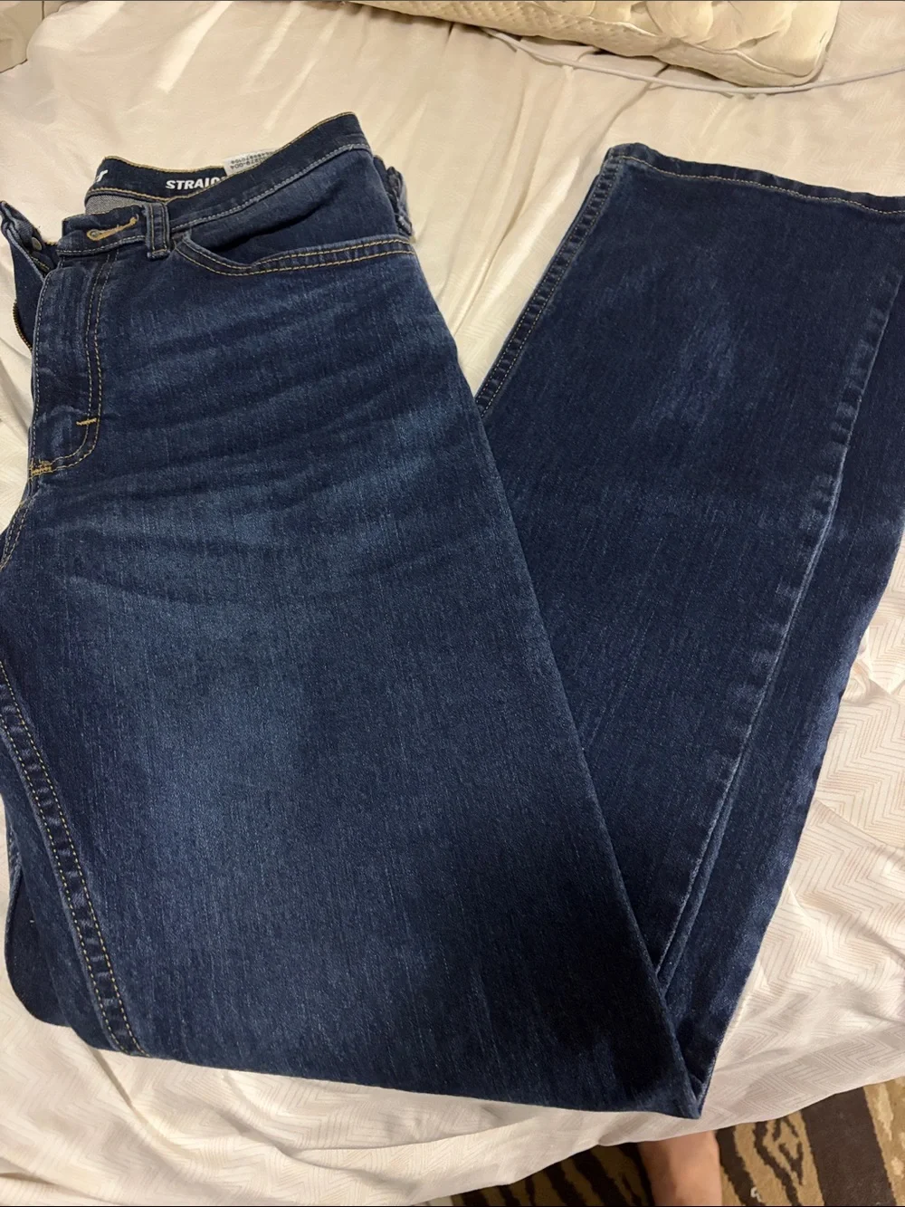 Wrangler Straight Jeans in Dark Indigo Blue - 30x32